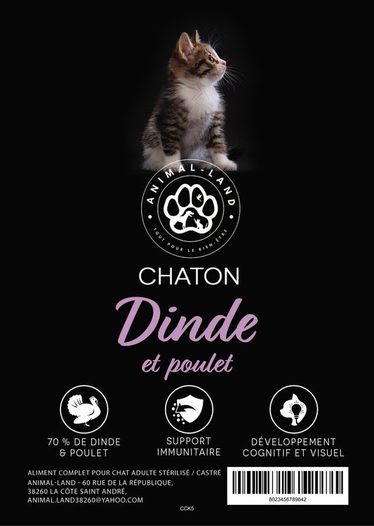 Croquettes Chaton Nature Pure 70 – Dinde et Poulet. 70 % de dinde et poulet : des protéines animales fraîches, riches et savoureuses, pour son énergie et sa vitalité.
Un pH urinaire équilibré : pour préserver naturellement sa santé urinaire.
Moins de boules de poils : la pulpe de betterave et la cellulose agissent en douceur pour faciliter son transit.
Des prébiotiques : pour une digestion optimale et un bien-être au quotidien.