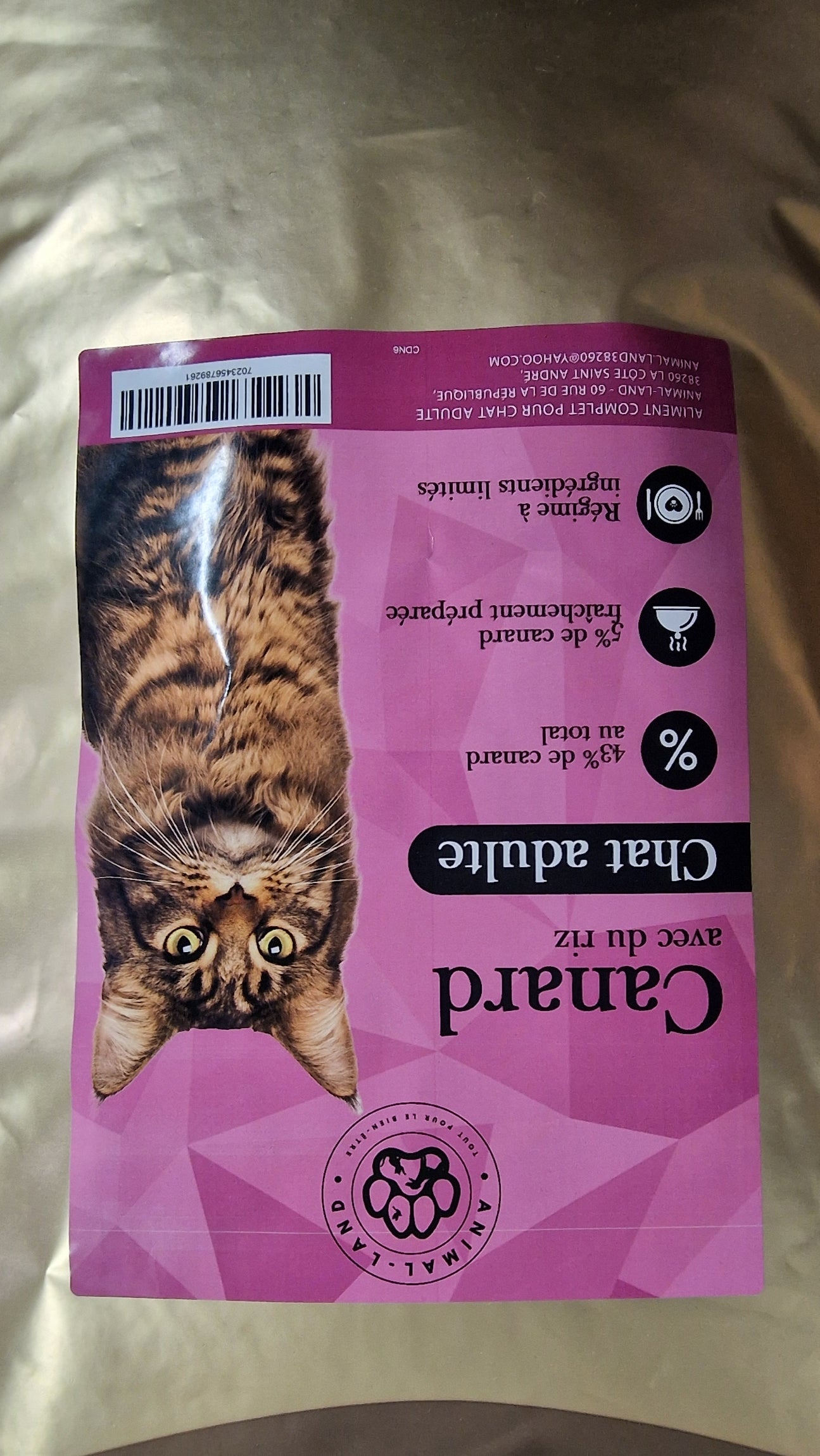 Super premium canard  avec du riz pour chat